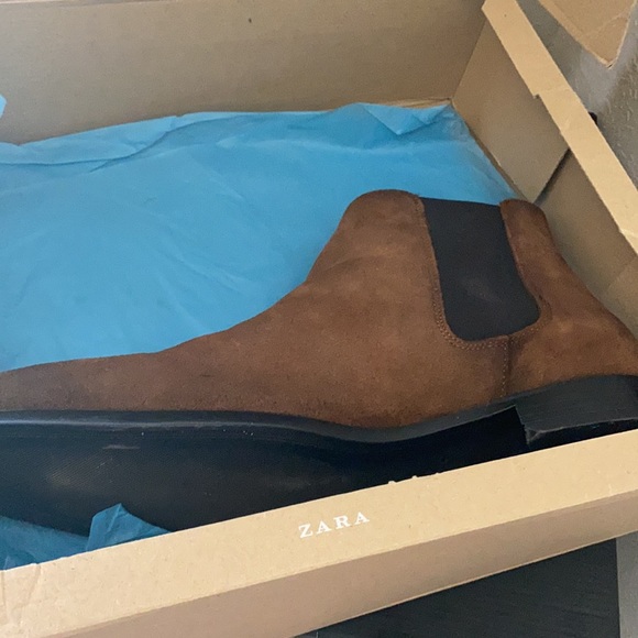 Chelsea boots - Picture 4 of 8
